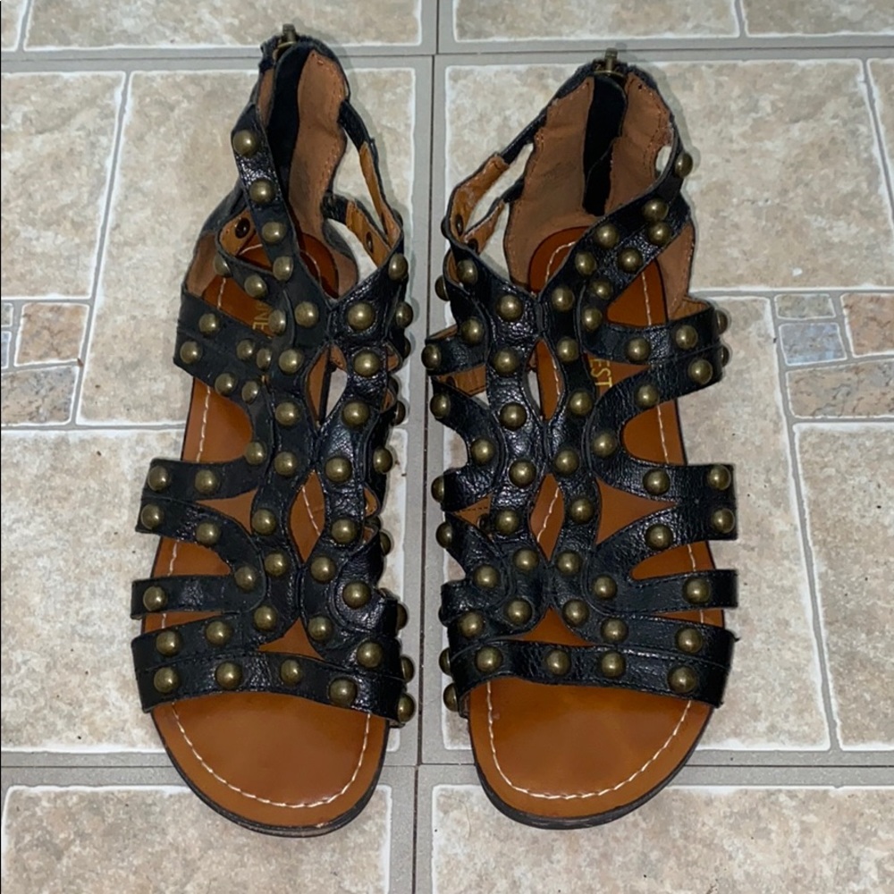 nine west sandals